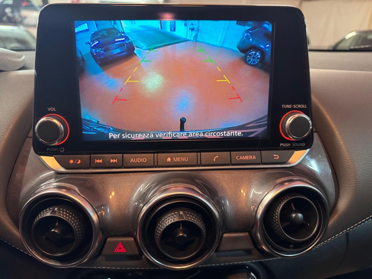 Nissan Juke 1.0 DIG-T 114 CV N-Design