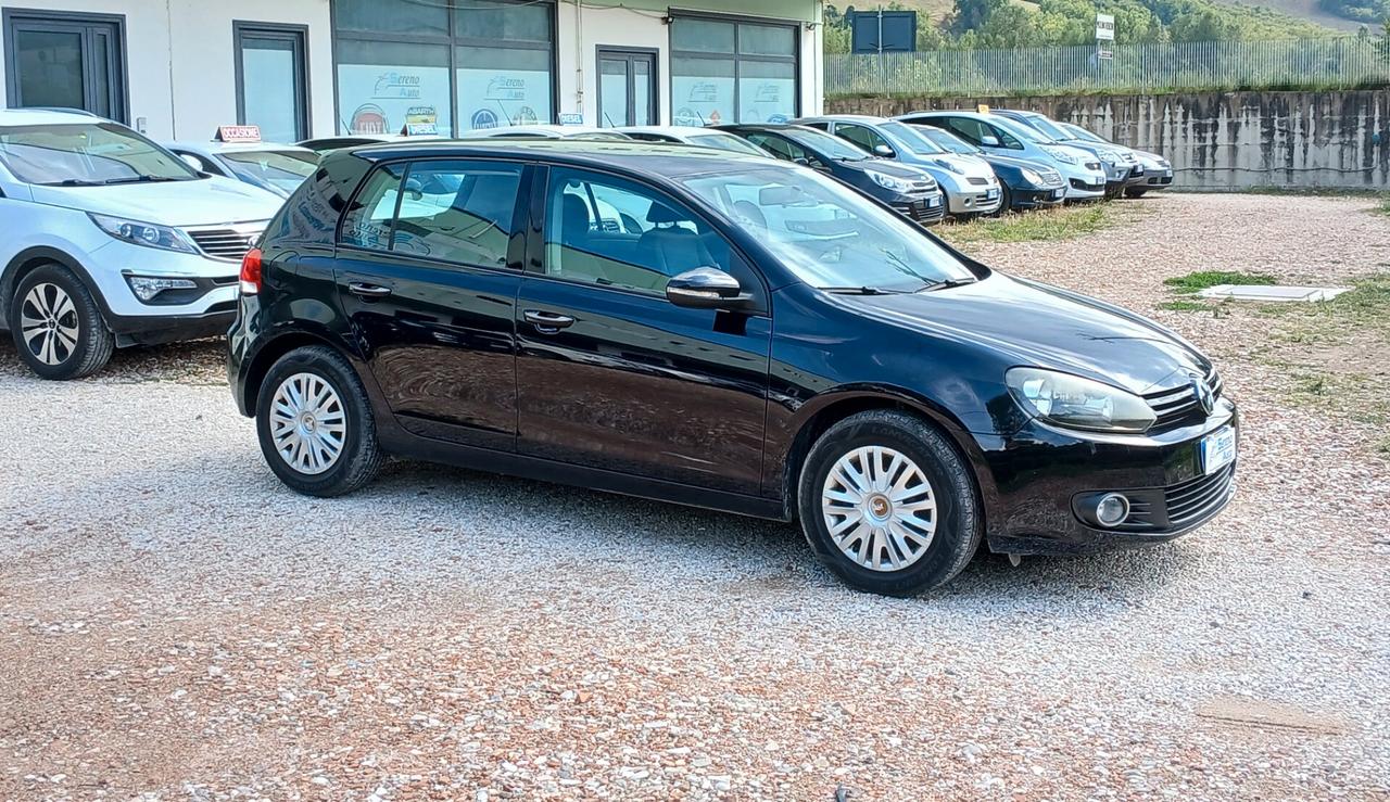 Volkswagen Golf 1.6 5p. Trendline BiFuel