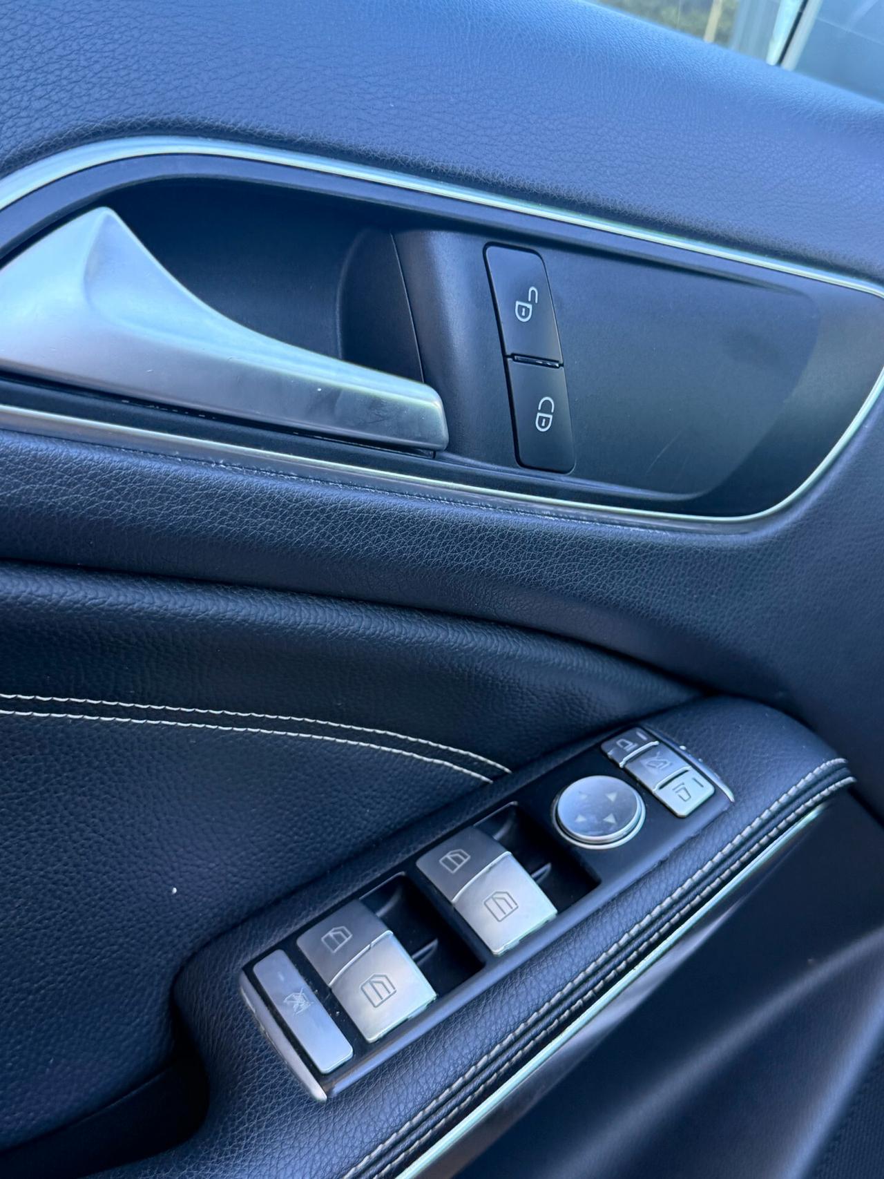 Mercedes-benz GLA 200 d Premium auto TELECAMERA,NAVI,ANDROID AUTO,INTERNI IN PELLE,FULL LED,BLOCK SHAFT