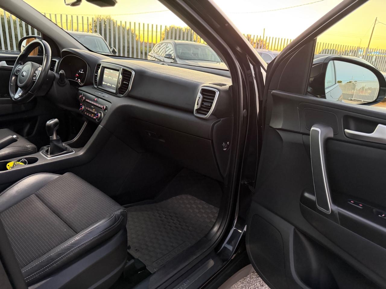 KIA SPORTAGE 1.7 CRDI 2WD STRAFULL LED TETTO MY16