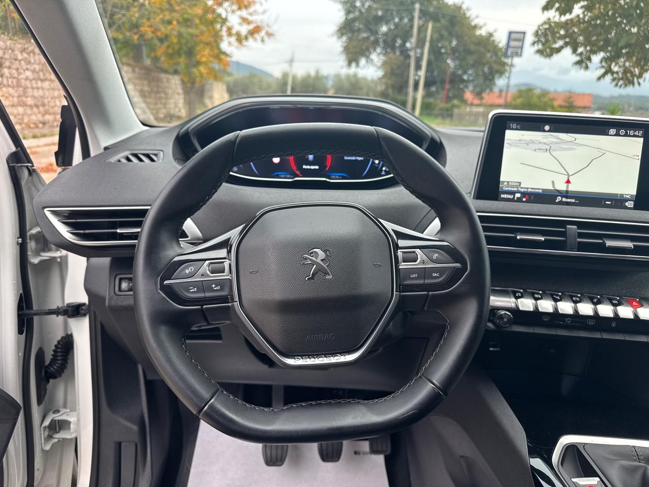 Peugeot 3008 BlueHDi 130 S&S Allure