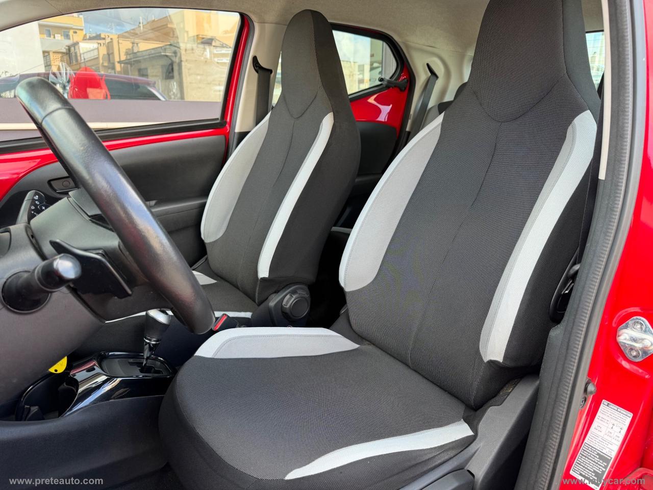 TOYOTA Aygo 1.0 VVT-i 69 CV 5p. x-cool MMT