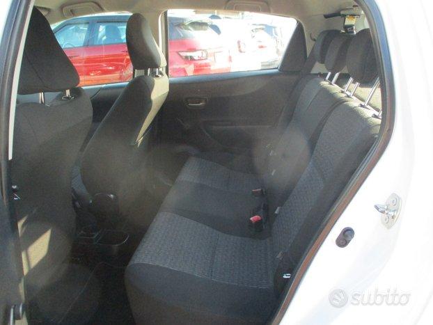 Toyota Yaris 1.0 136000 KM