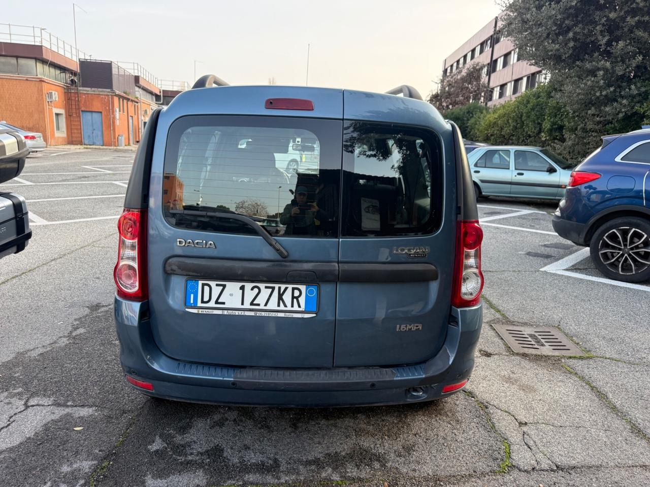 Dacia Logan 1.6 gol 7 posti ambiance
