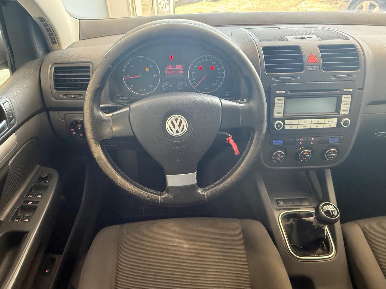 Volkswagen Golf 1.9 TDI DPF 5p. Sportline