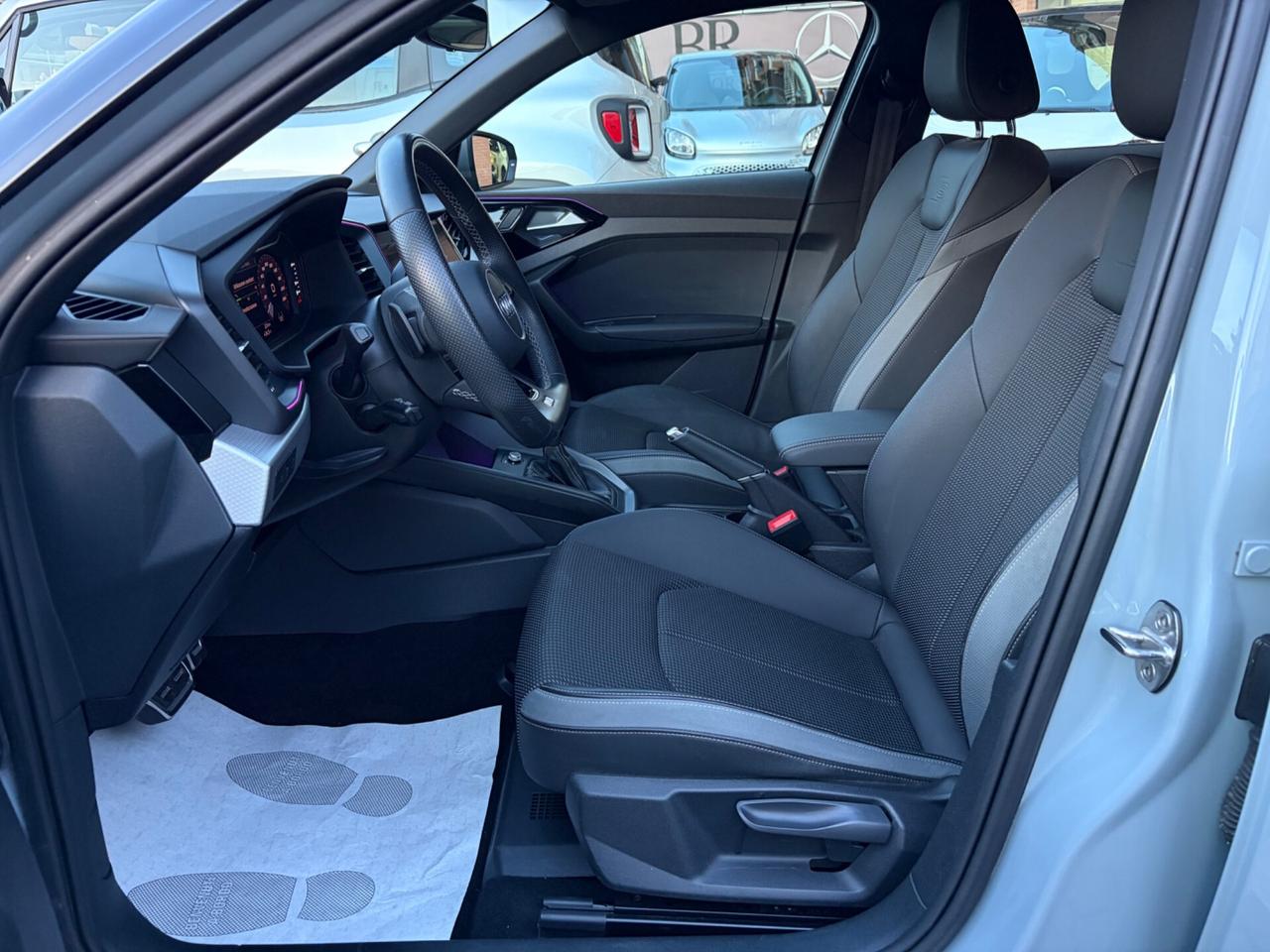 Audi A1 SPB 30 TFSI s-tronic S line - SOLO 20.186Km !!