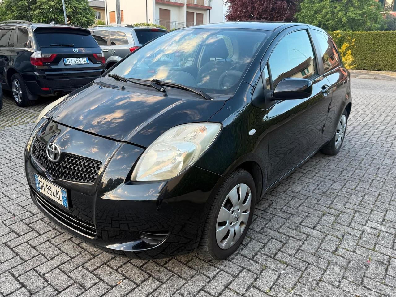 Toyota Yaris 1.0 Sol