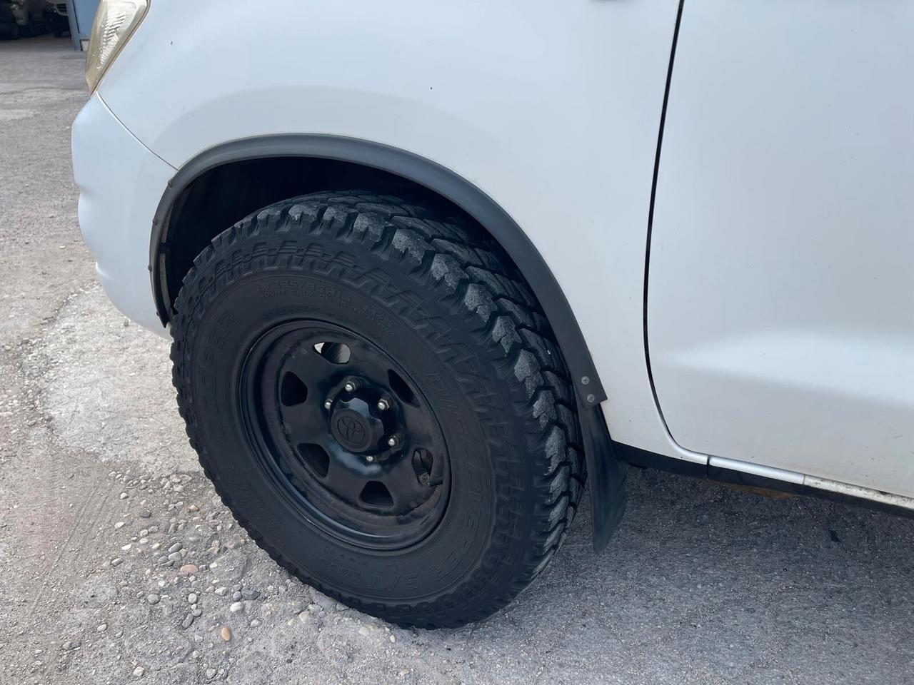 Toyota Hilux 2.5 D-4D 4WD 4p. Double Cab 4x4