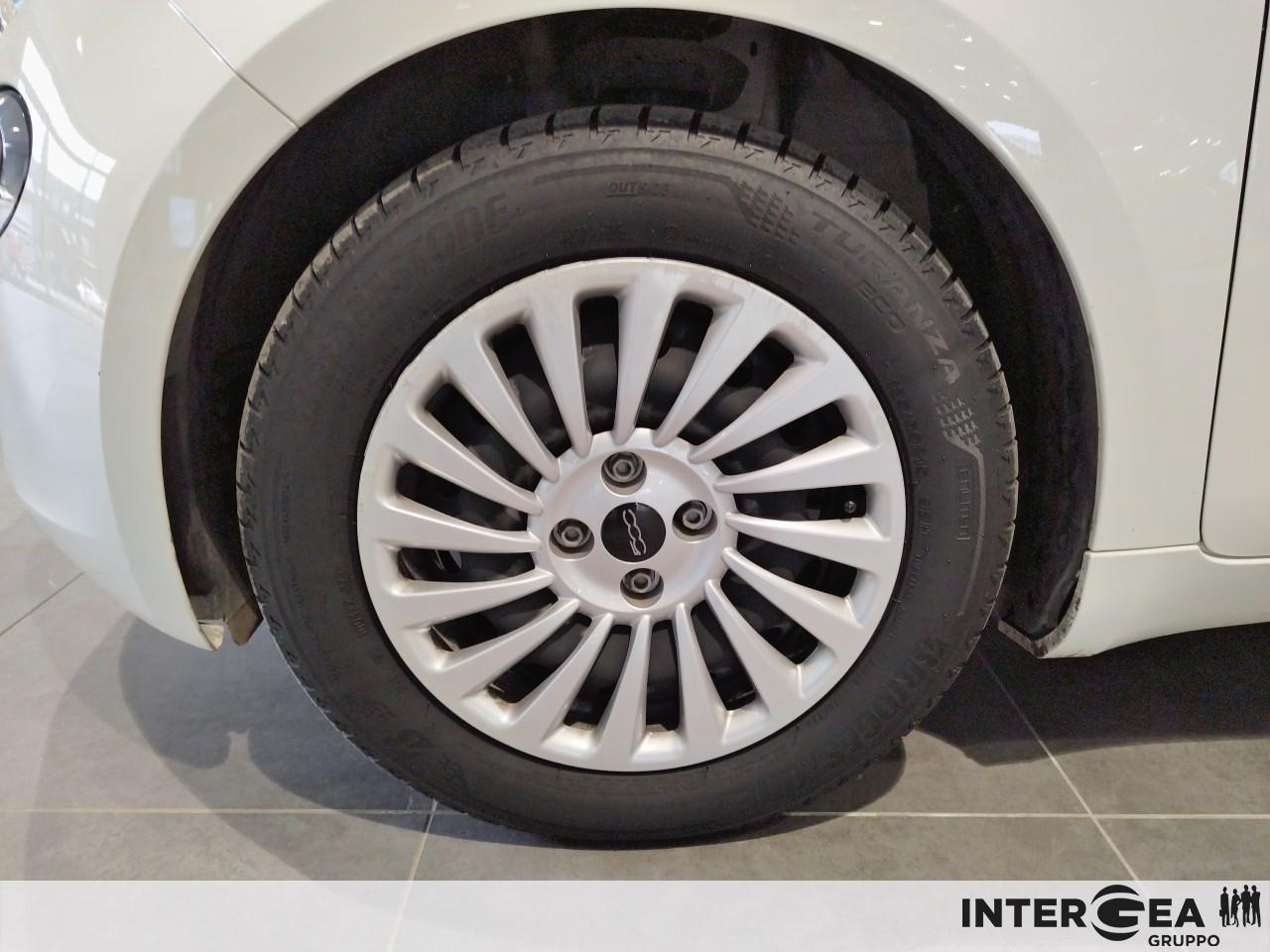 FIAT 500e 23,65 kWh Action