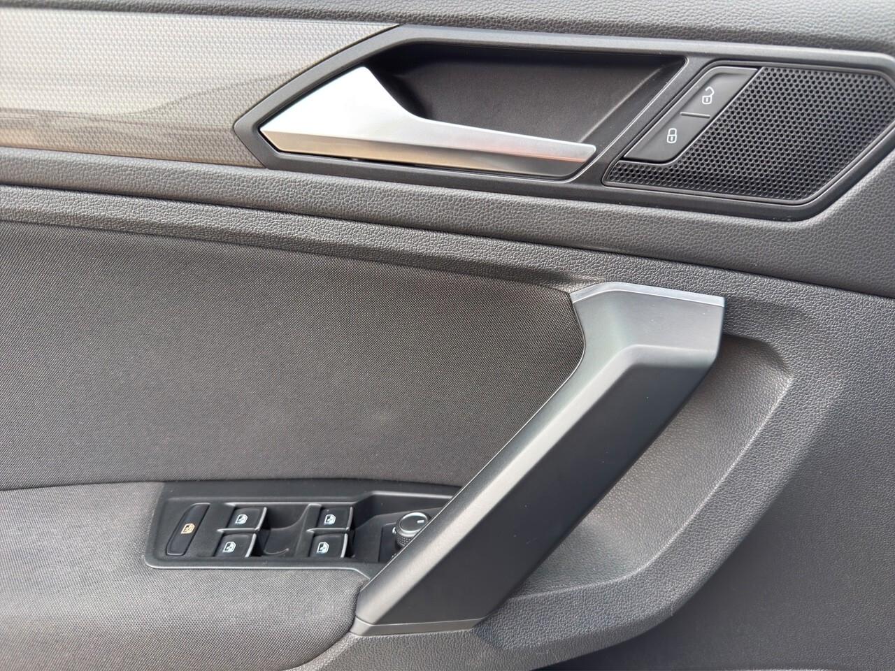 Volkswagen Tiguan 2.0 TDI SCR Sport BlueMotion Technology