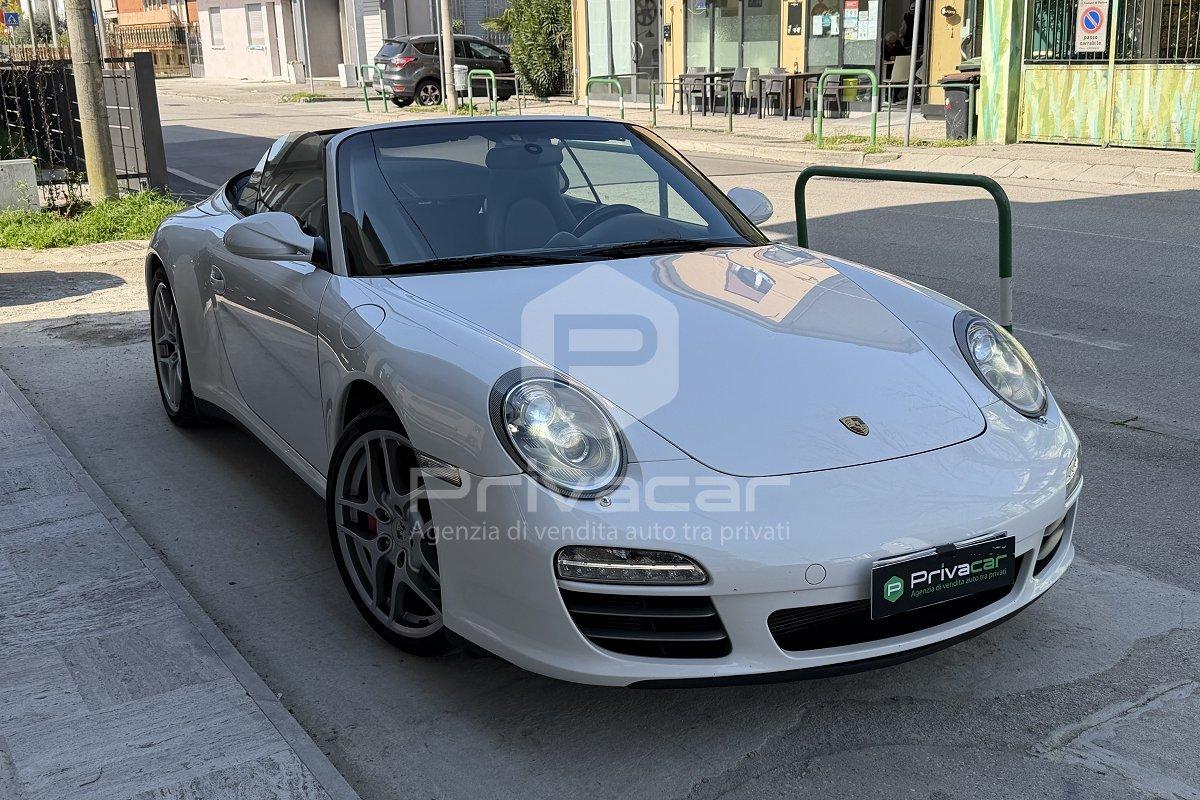 PORSCHE 911 Carrera 4S Cabriolet