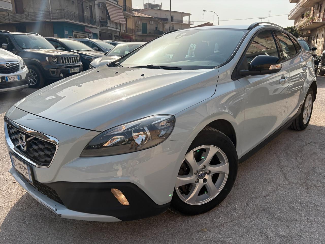 Volvo V40 Cross Country D2 1.6 Momentum