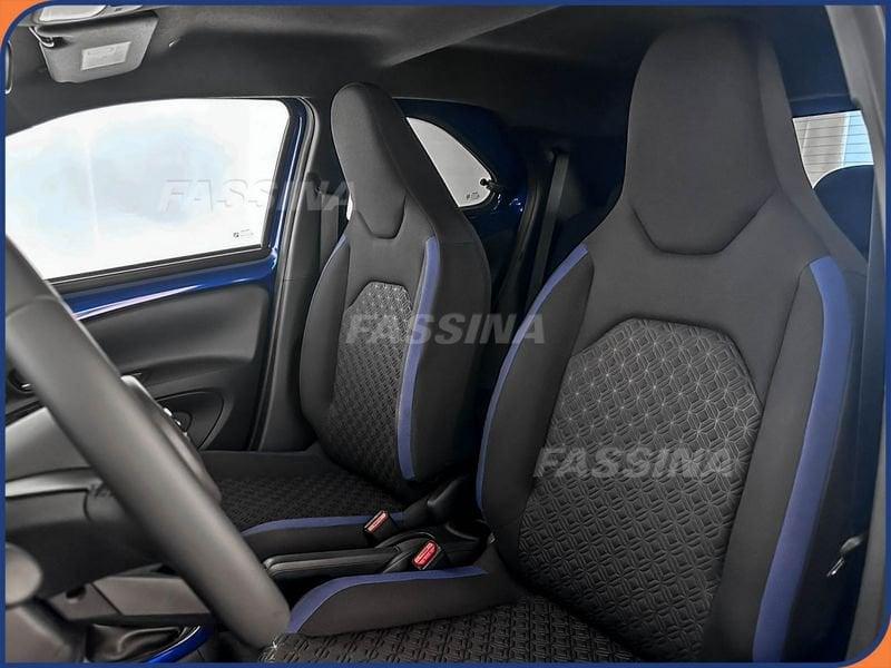 Toyota Aygo X Aygo X 1.0 VVT-i 72 CV 5 porte Trend
