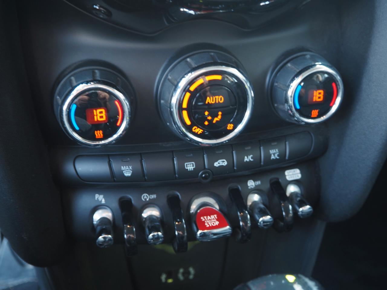 Mini Cooper 1.5 D Hype autom