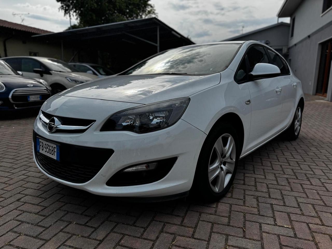 Opel Astra 1.6 CDTI EcoFLEX S&S 4 porte Elective