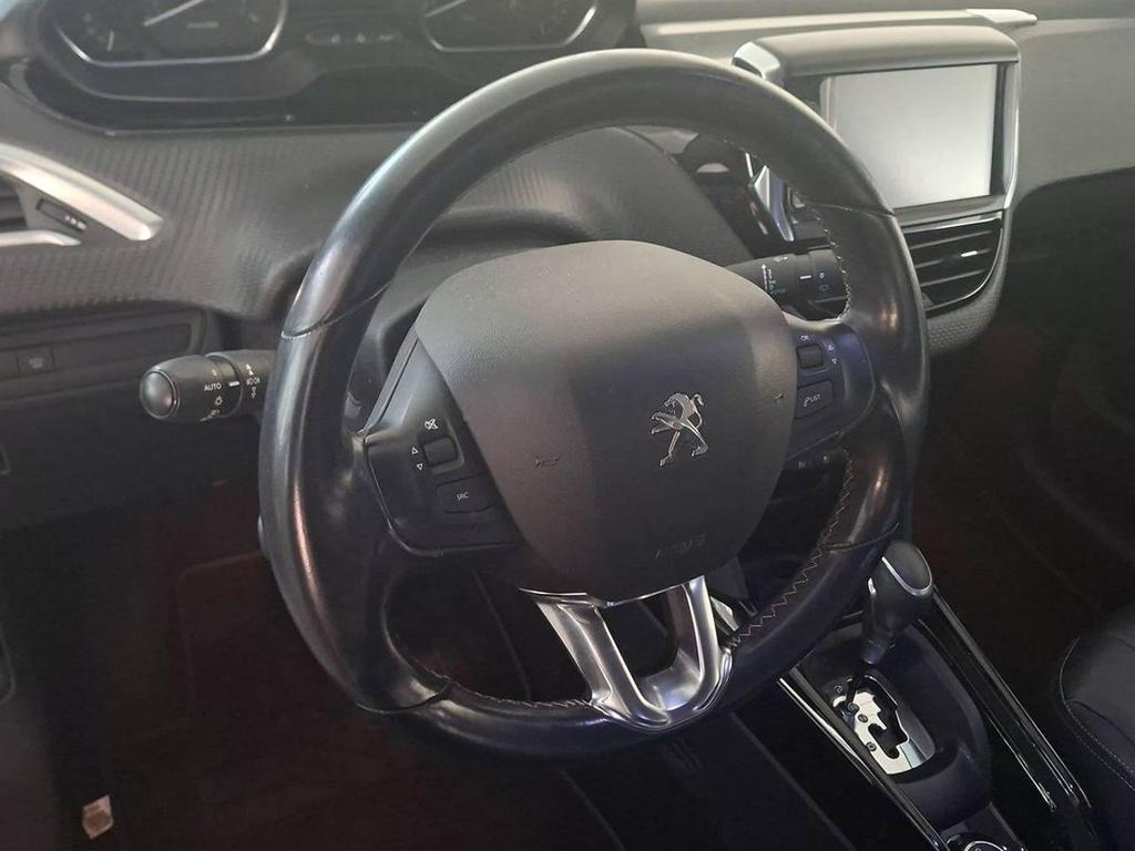 Peugeot 2008 1.2 PureTech Turbo Allure EAT6