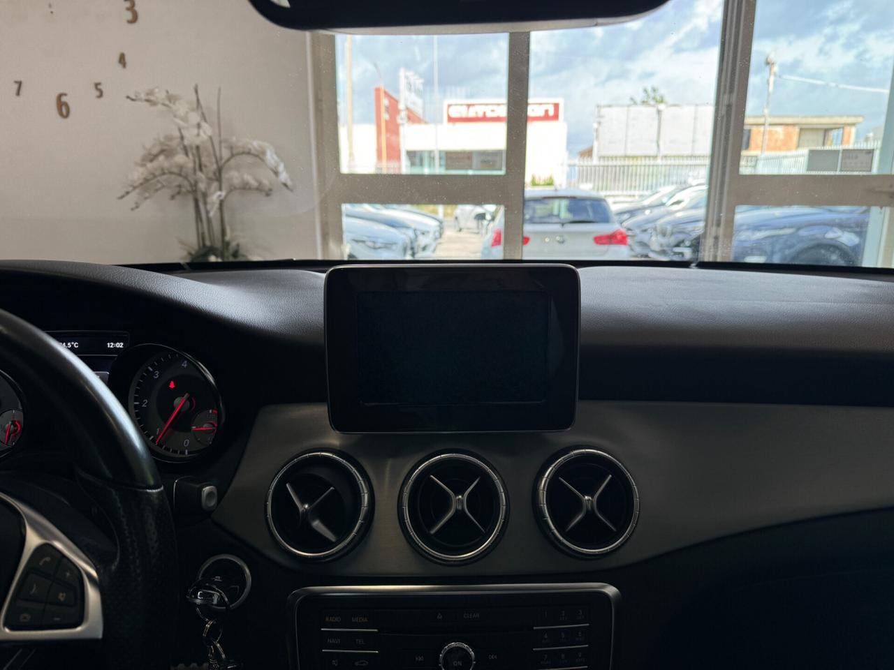 MERCEDES-BENZ CLA 200 d AUT. PREMIUM / TETTO - MY16