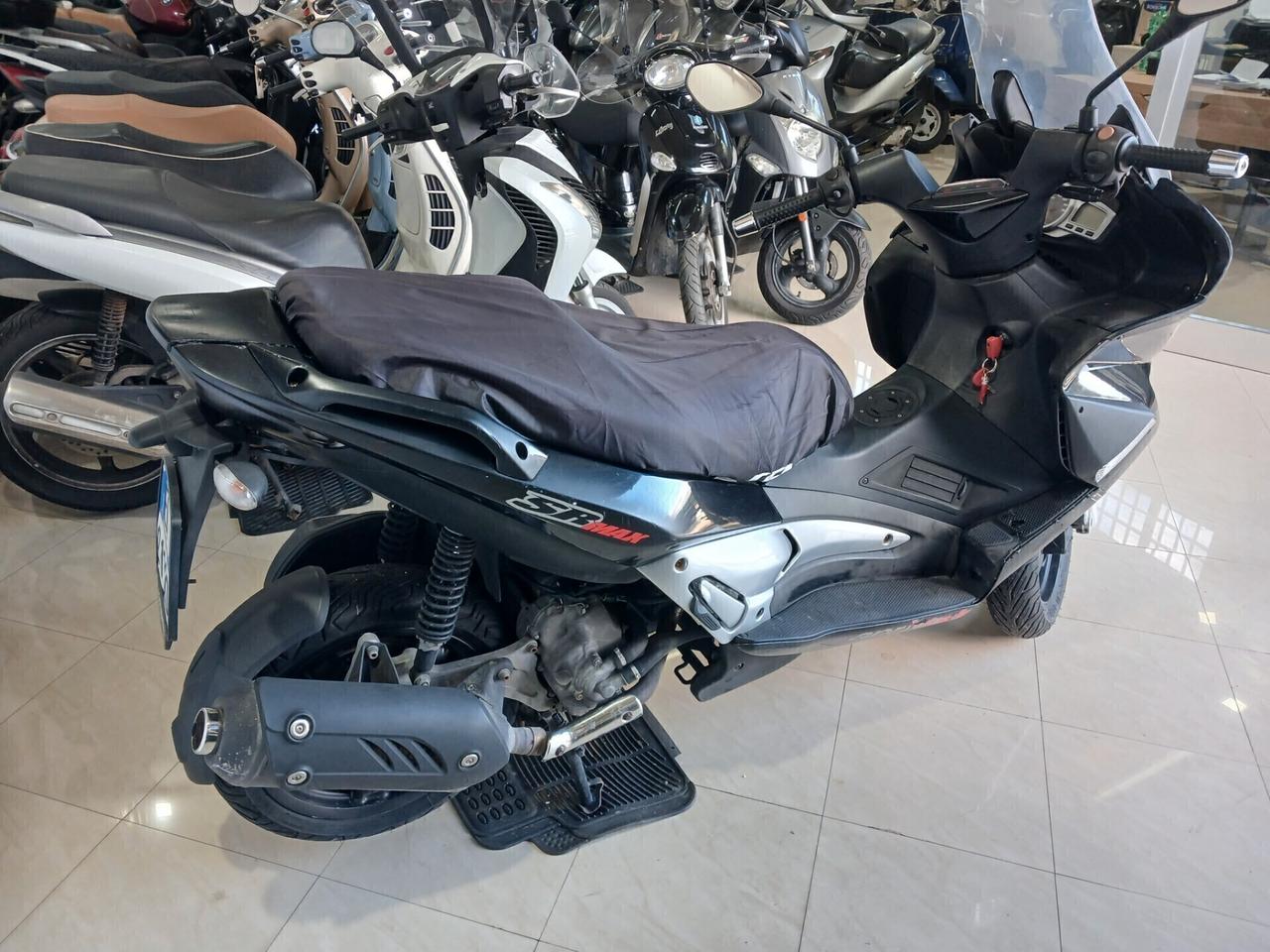 Aprilia SR Max 300 GARANTITO 12 MESI