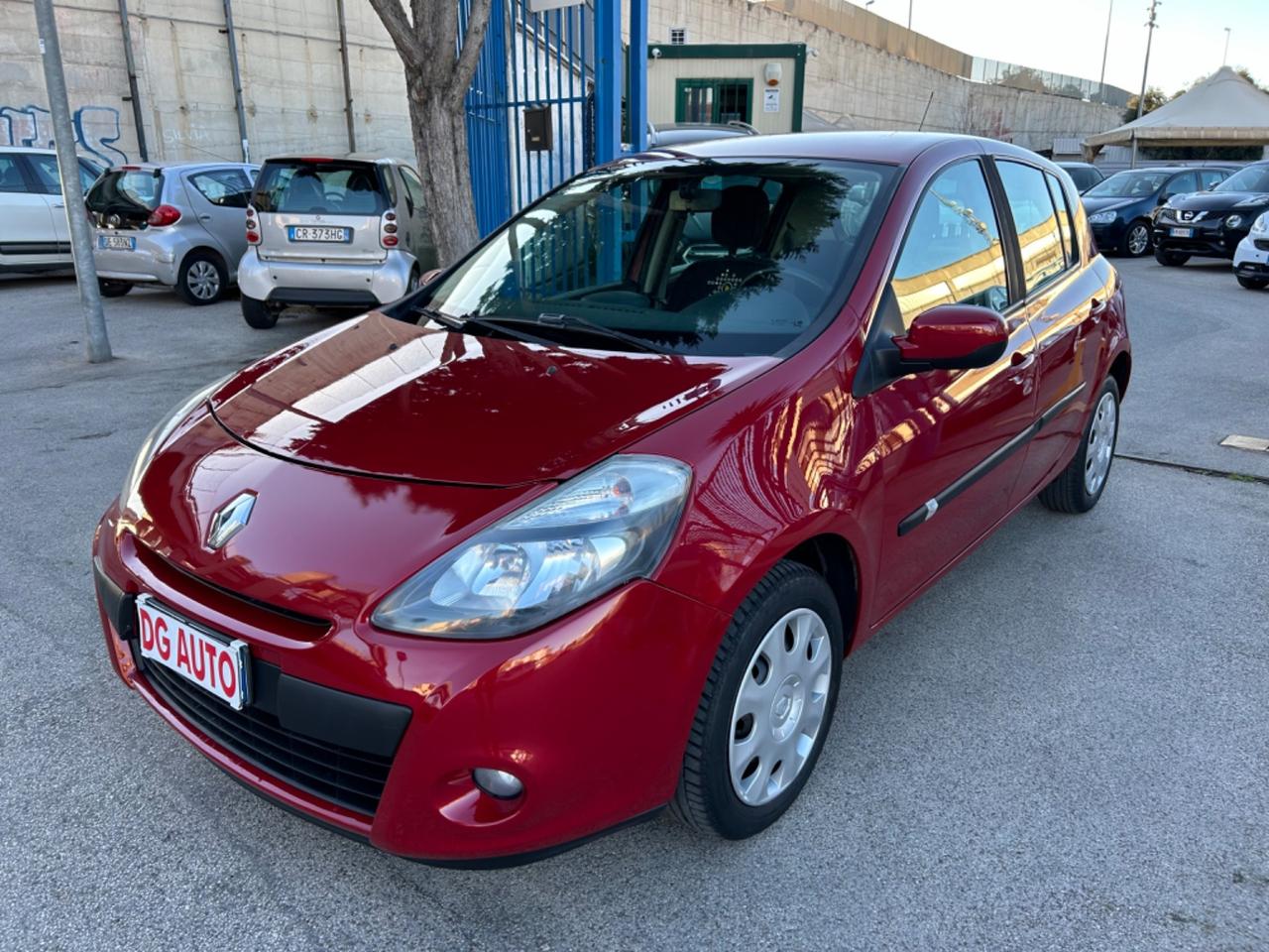 Renault Clio 1.2 benzina 75 cavalli 2011