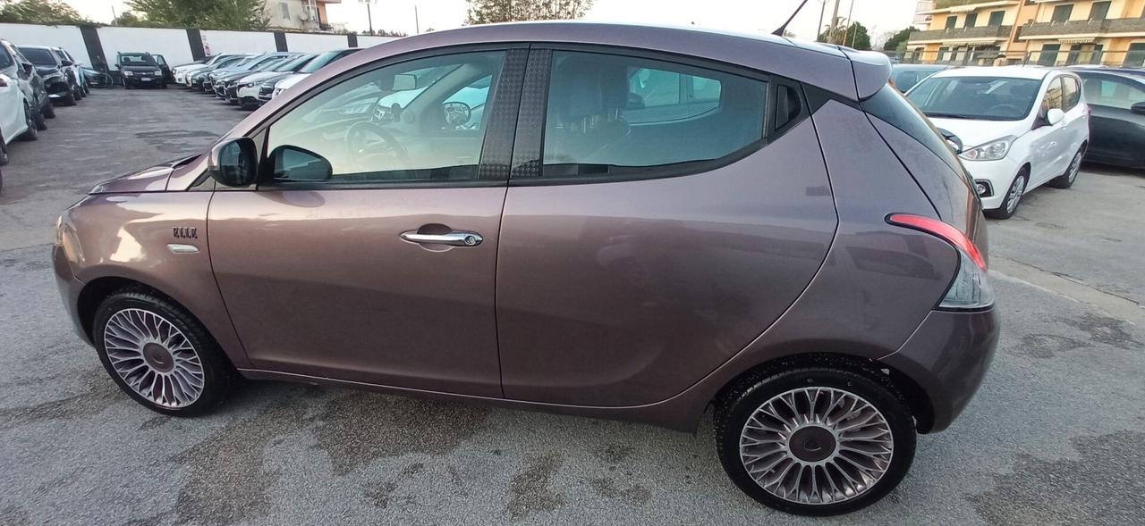 Lancia Ypsilon 1.2GPL PLATINO LEGGI!