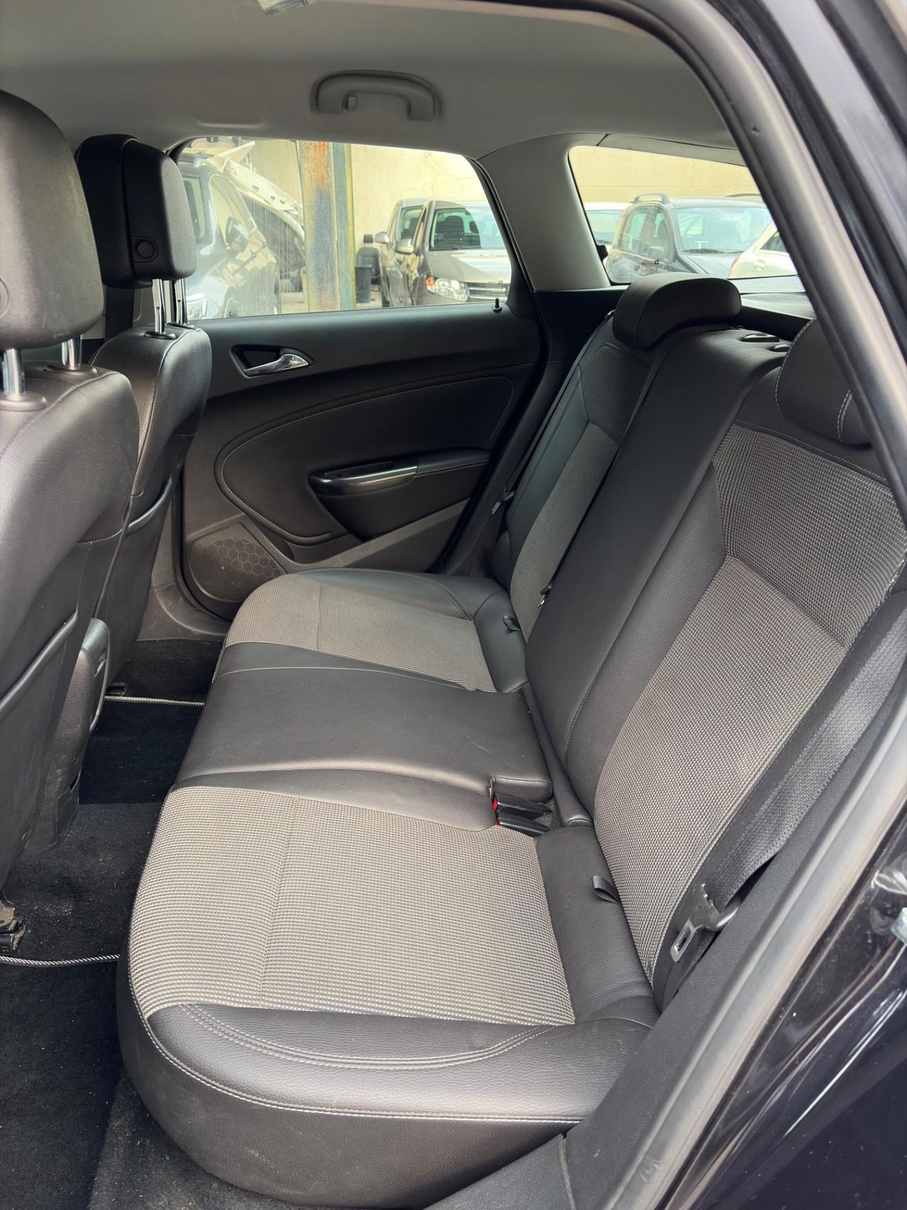 Opel Astra 1.7 CDTI 110CV 135000km