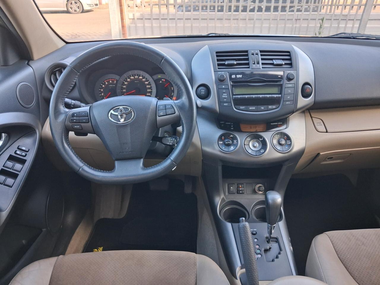 TOYOTA Rav4 Crossover 2.200 D-Cat 150cv 4WD Autom.