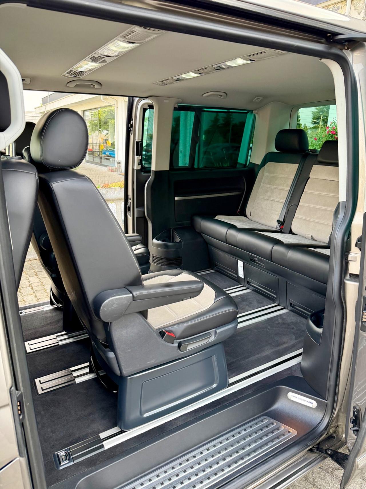 Volkswagen Transporter 2.0 GENERATION SIX FULL OPTIONAL