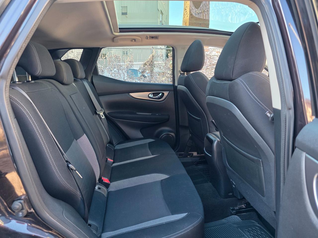 Nissan Qashqai 1.5 dCi N-Connecta PER NEOPATENTATO ZAMPOGNAUTO CT