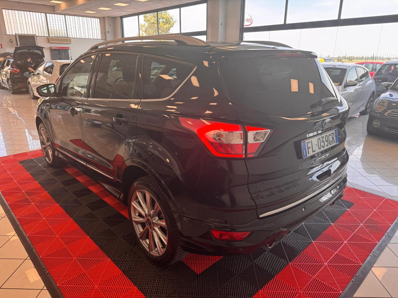 Ford Kuga 2.0 TDCI 180 CV S&S 4WD Vignale