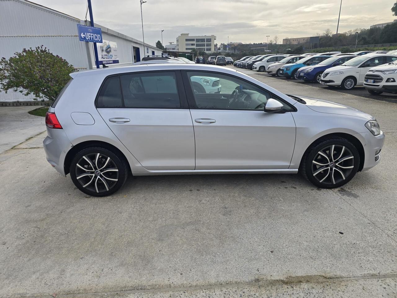 Volkswagen Golf 1.6 TDI 5p. Trendline BlueMotion T