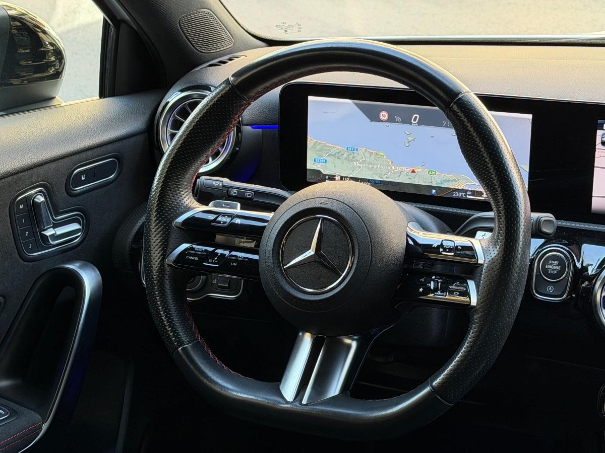 New Mercedes Classe A 200d 150CV Premium AMG Night Edition