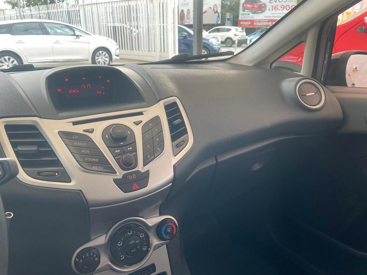 Ford Fiesta Ikon 1.4 3 porte Bz.- GPL