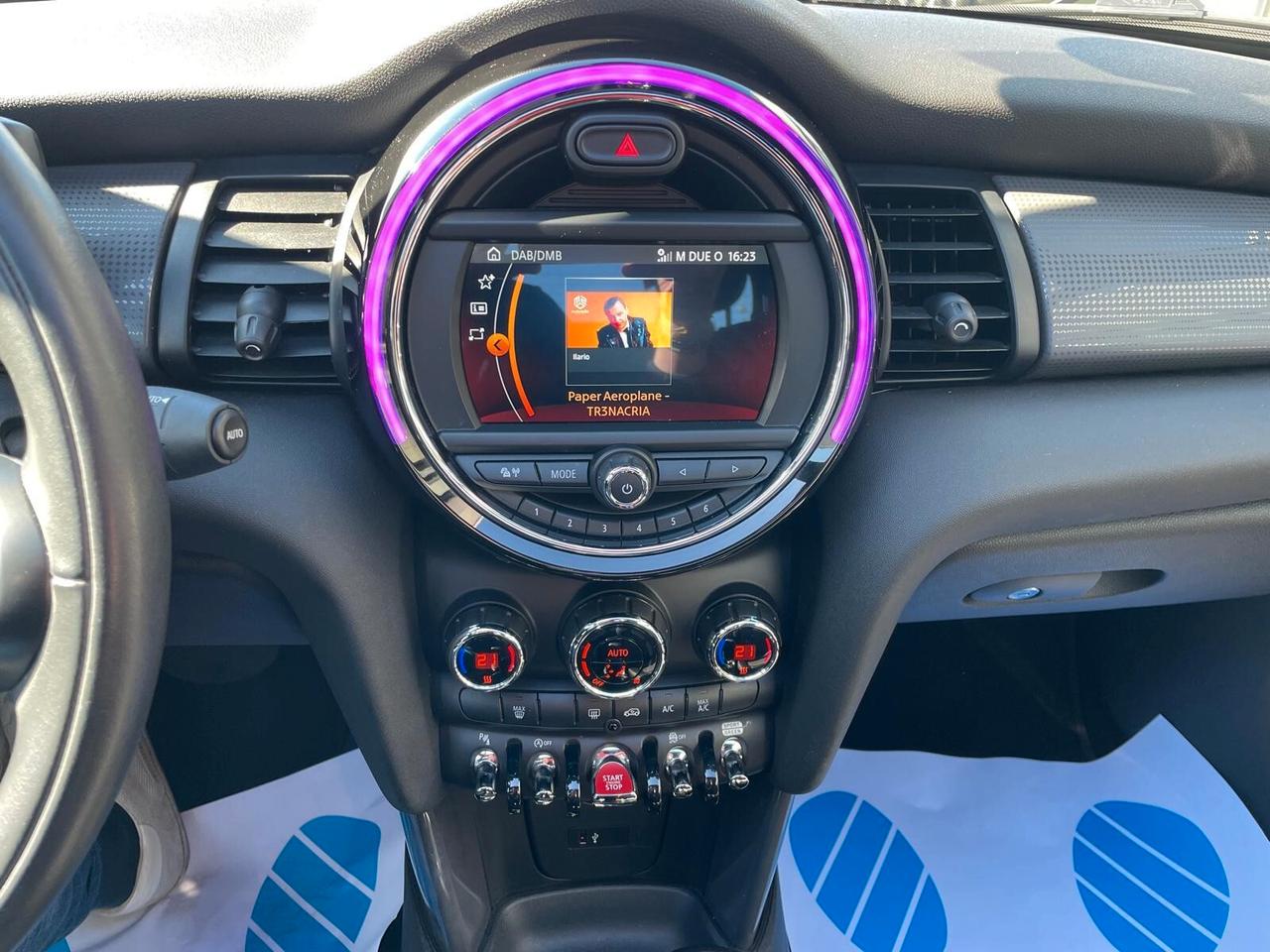 Mini Cooper Hype Cabrio 1.5 Benz 136 cv Automatica