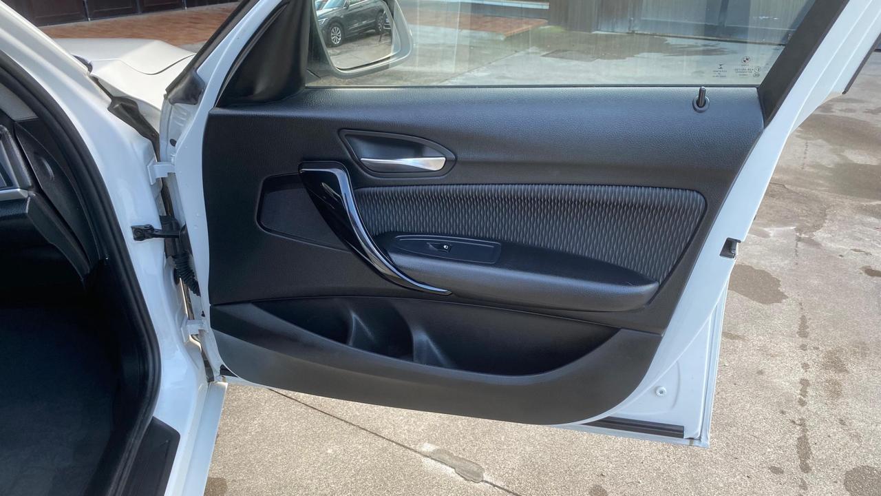 Bmw 116 116d 5p. Sport
