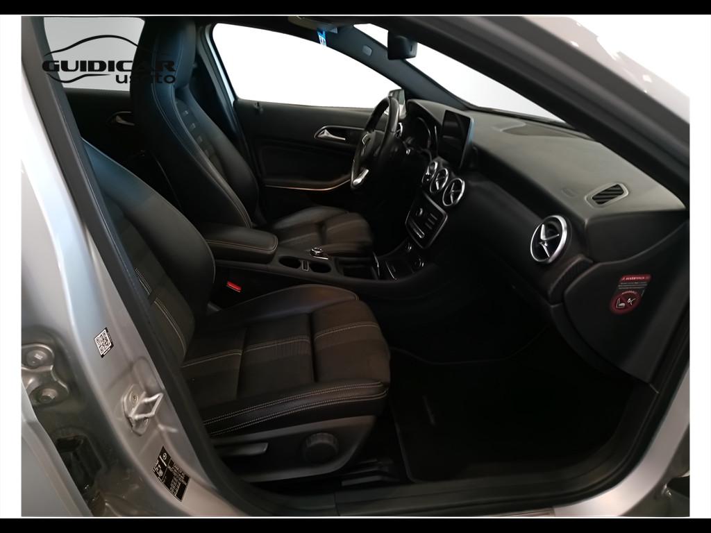 Mercedes-Benz Classe A - W176 - A 180 d Sport auto my16