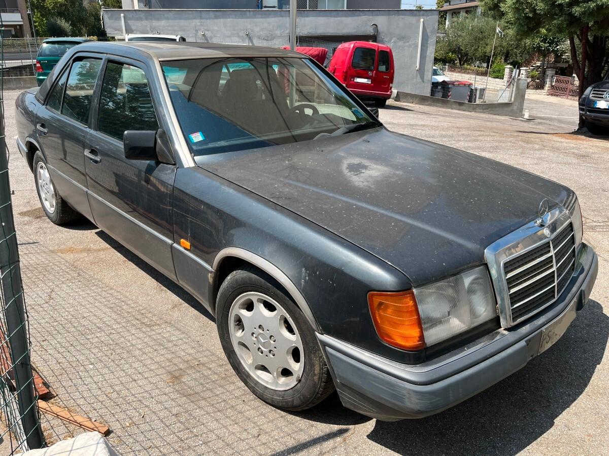 Mercedes-benz 230 E ASI
