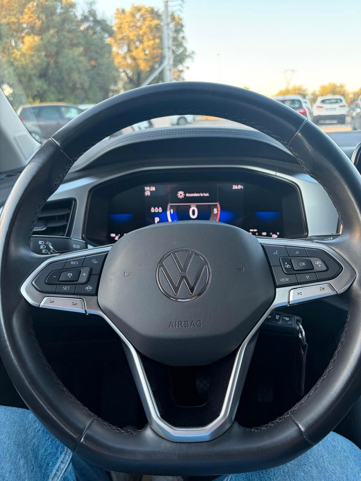 Volkswagen T-Roc 2.0 TDI SCR 150 CV DSG R-Line