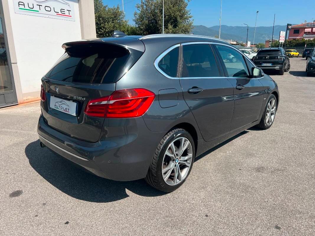 BMW Serie 2 218d Luxury auto my17