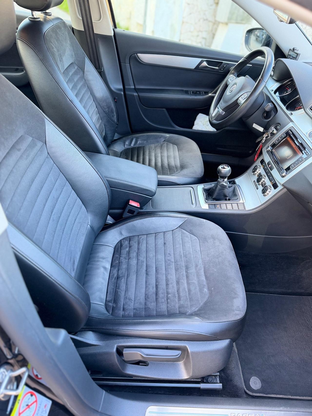 Volkswagen Passat 2.0 TDI Highline BlueM. Tech.