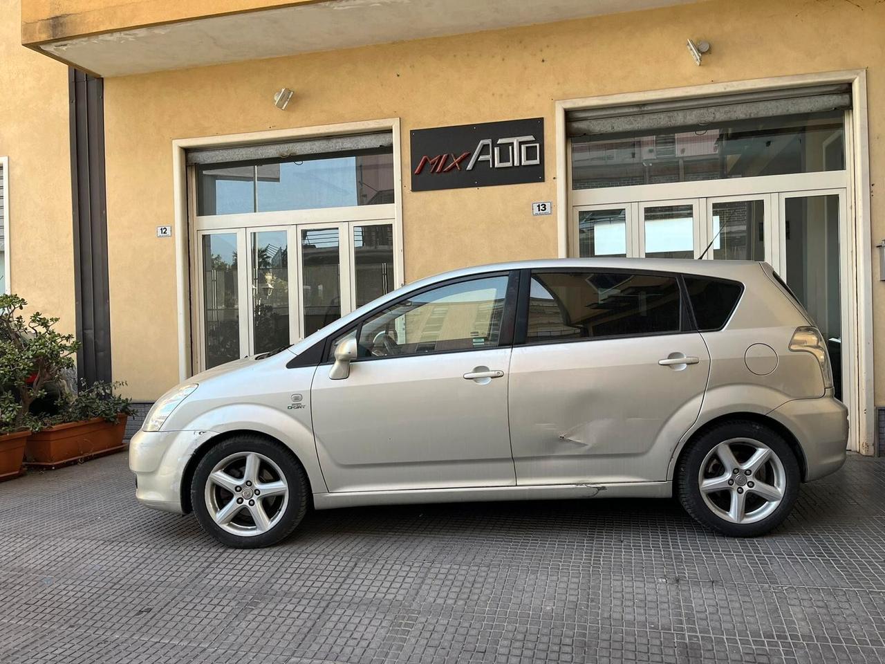 Toyota Corolla Verso 2.2 16V D-4D Sol 7 posti