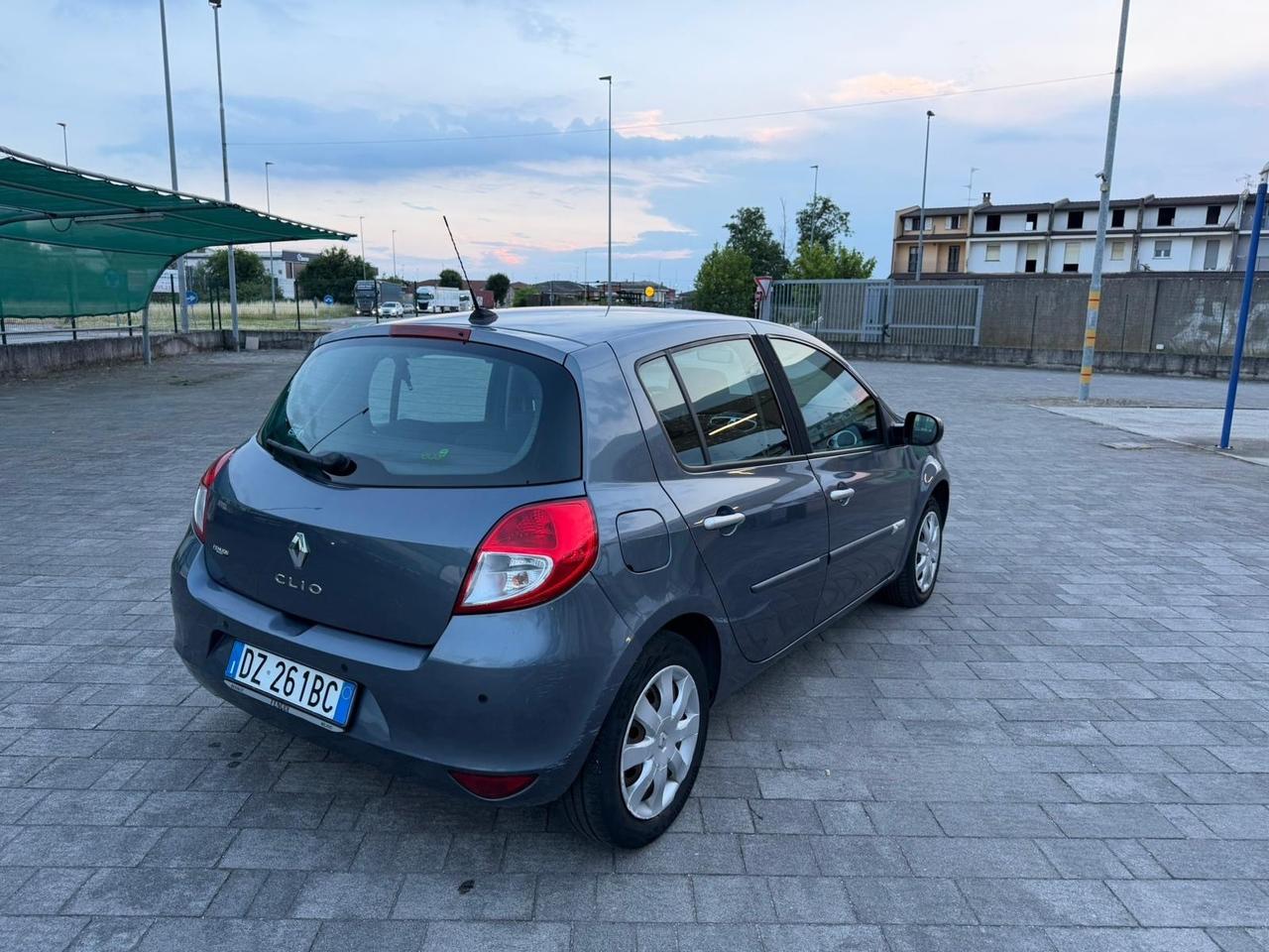 Renault Clio 1.2BENZINA/GPL 90.000km