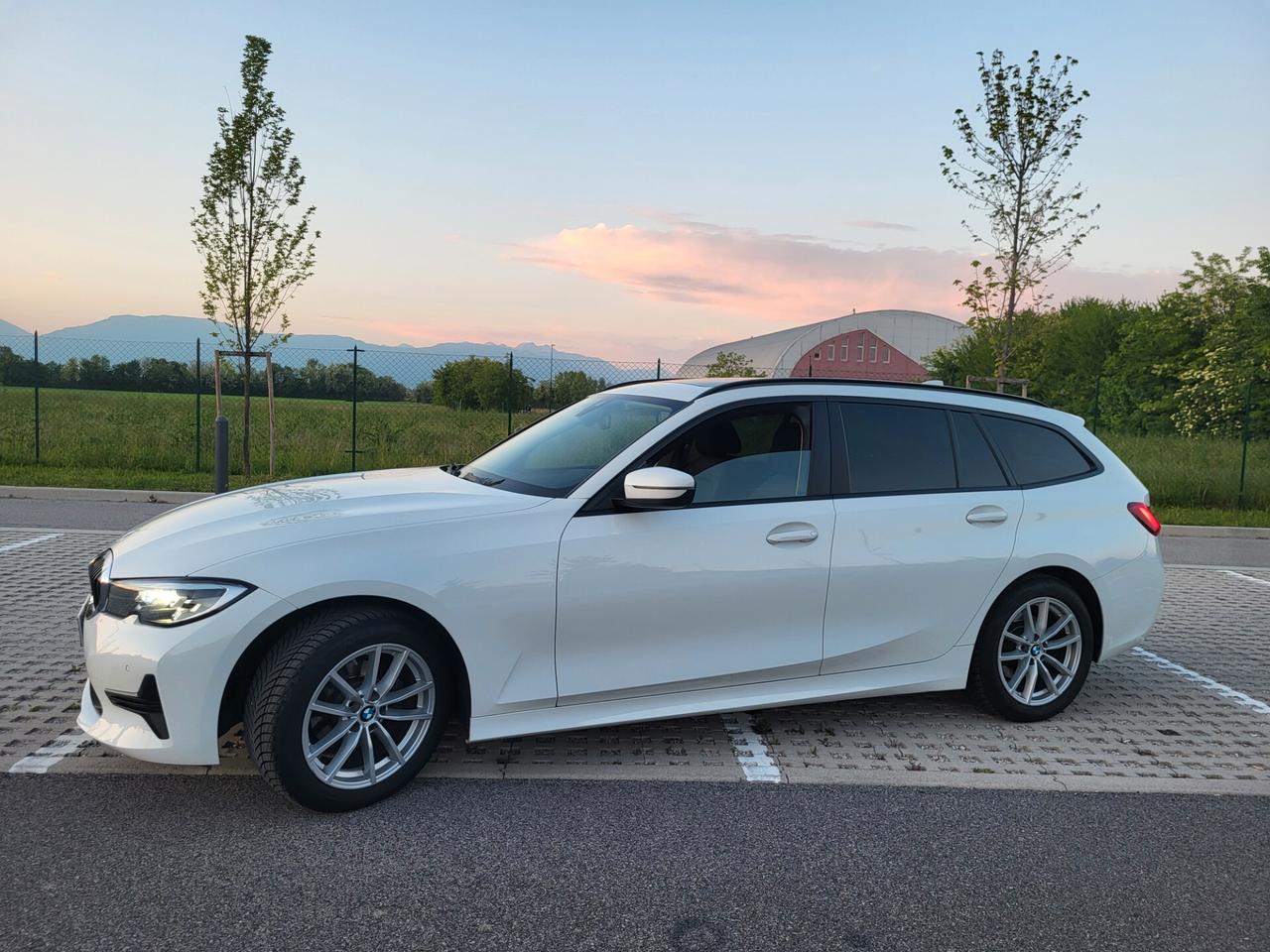 Bmw 318d Touring Business Advantage aut.