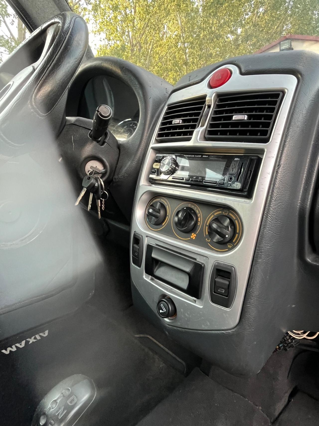 Aixam minicar microcar possibilità di trasporto