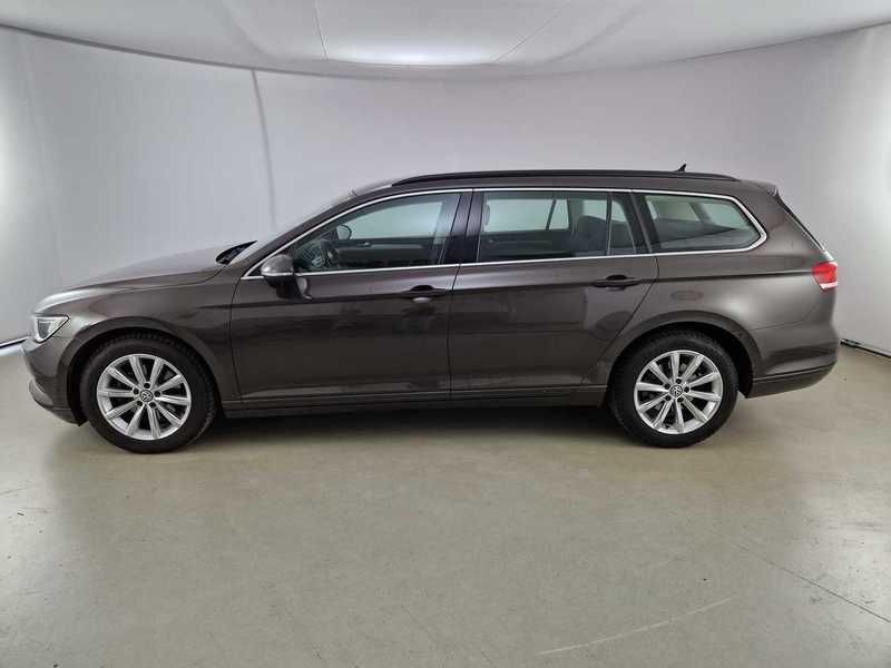 VOLKSWAGEN PASSAT VARIANT 2.0 TDI 110kW Business BMT