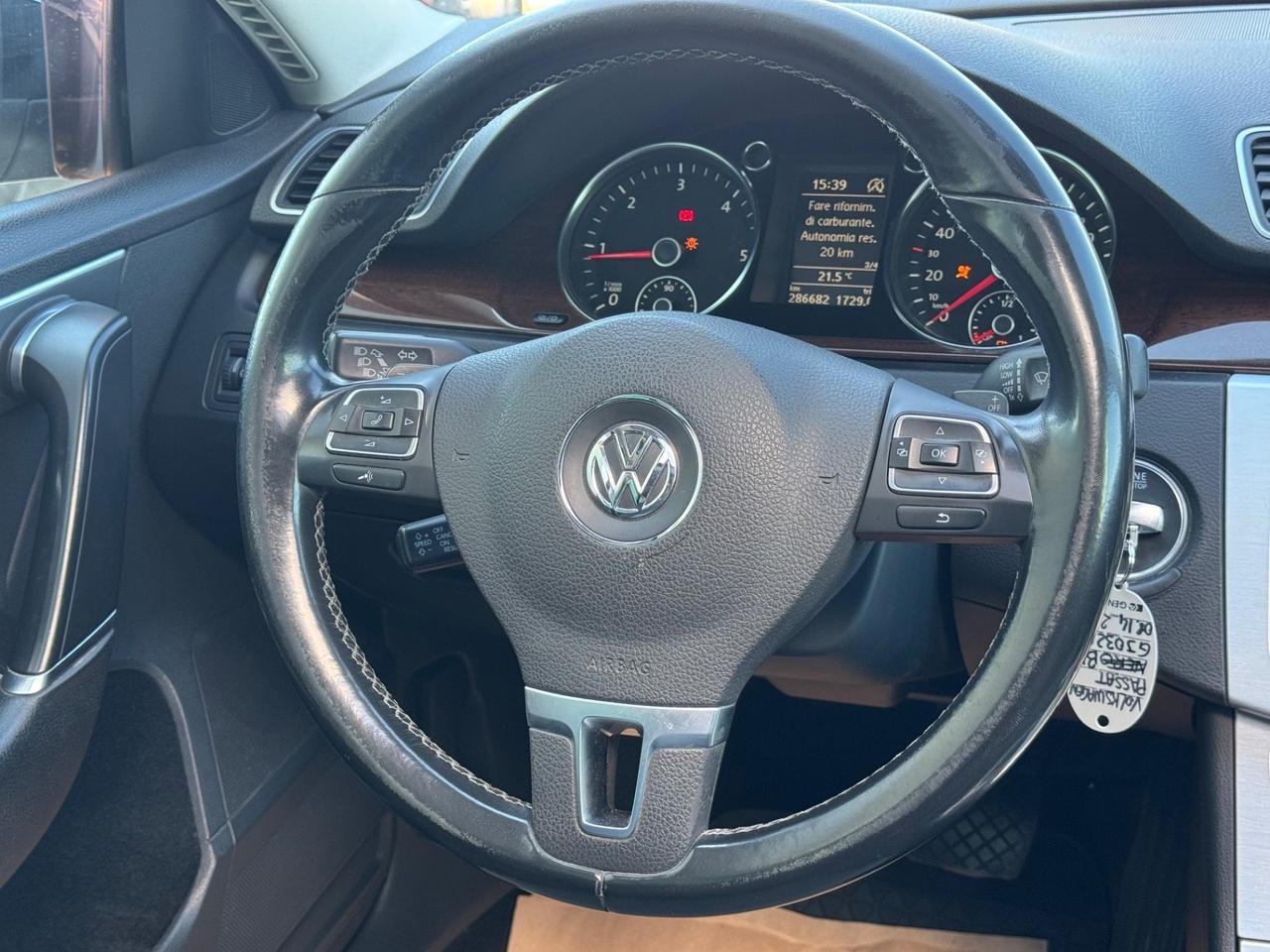 Volkswagen Passat 2.0 TDI DSG Highline BlueM. Tech.