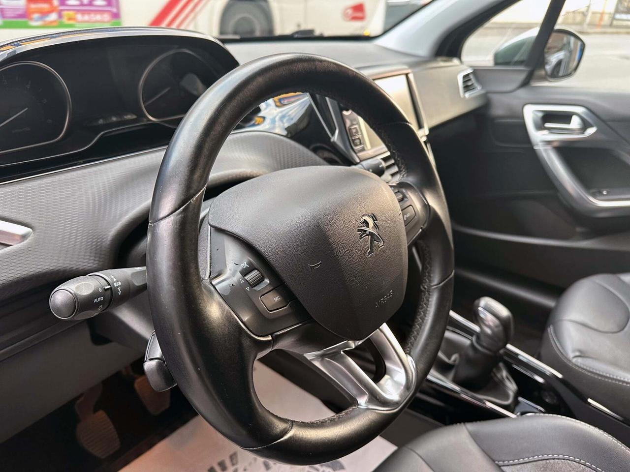Peugeot 2008 BlueHDi 100 CV Black Matt 2 Proprietari Retrocamera Grip Control