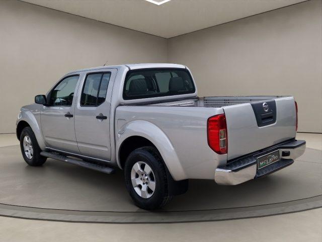 NISSAN Navara 2.5 dCi 4 porte Double Cab LE