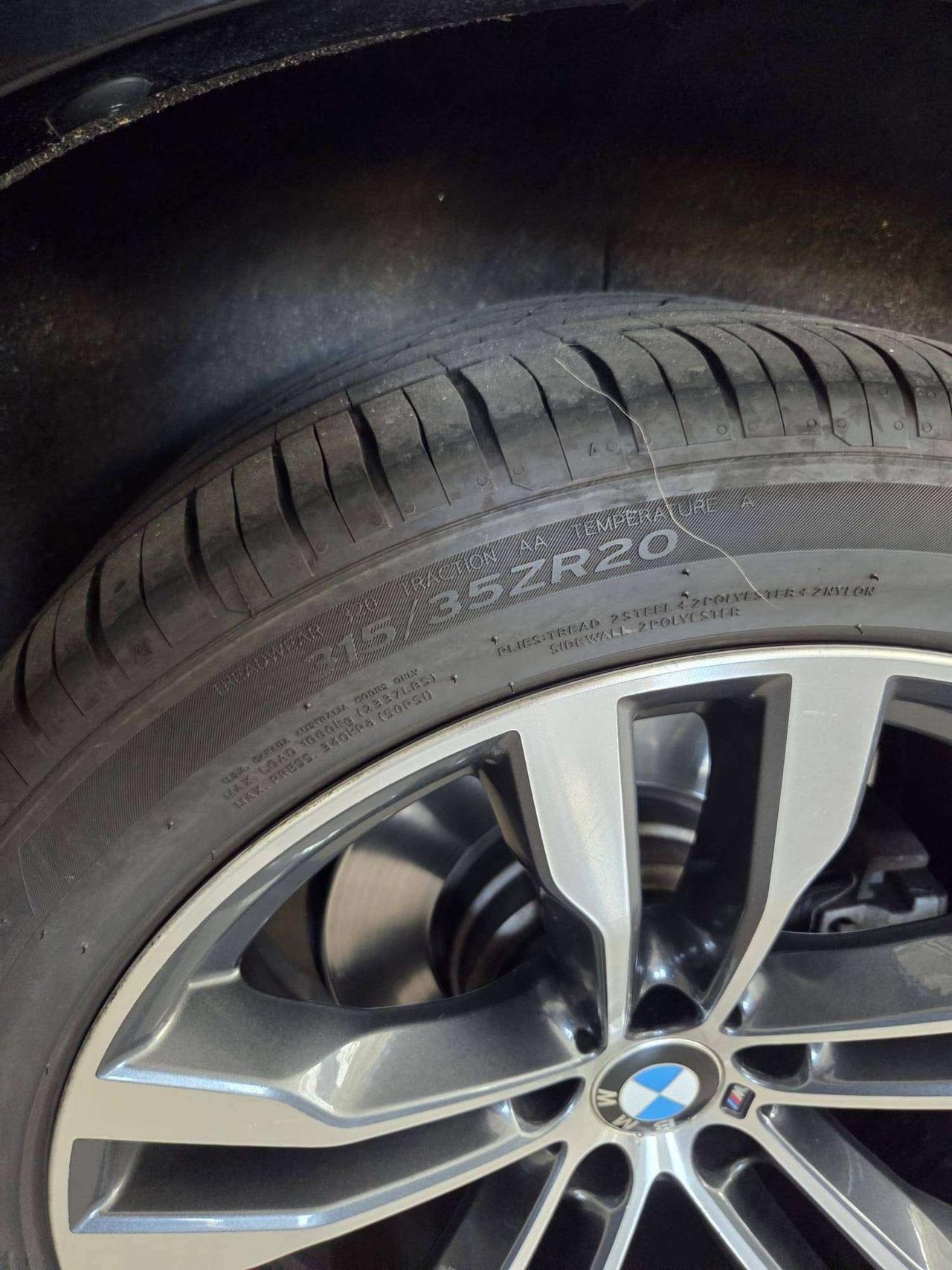 BMW X6 M X6 M50d auto