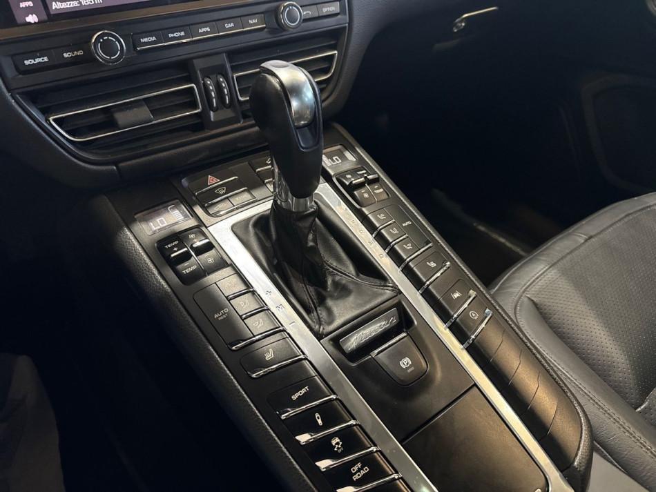 Porsche Macan 2.0 PDK