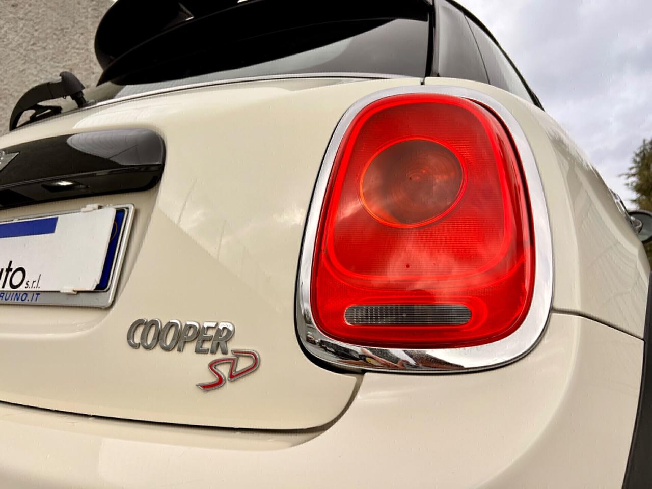 Mini Cooper SD 2.0 170cv 5 p.,cerchi diamantati,spoiler alettone post.,paraurti S,ecc.